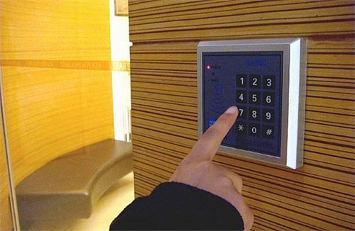 苹果手机怎么刷门禁卡_刷苹果门禁卡手机会响吗_iphone刷入门禁卡