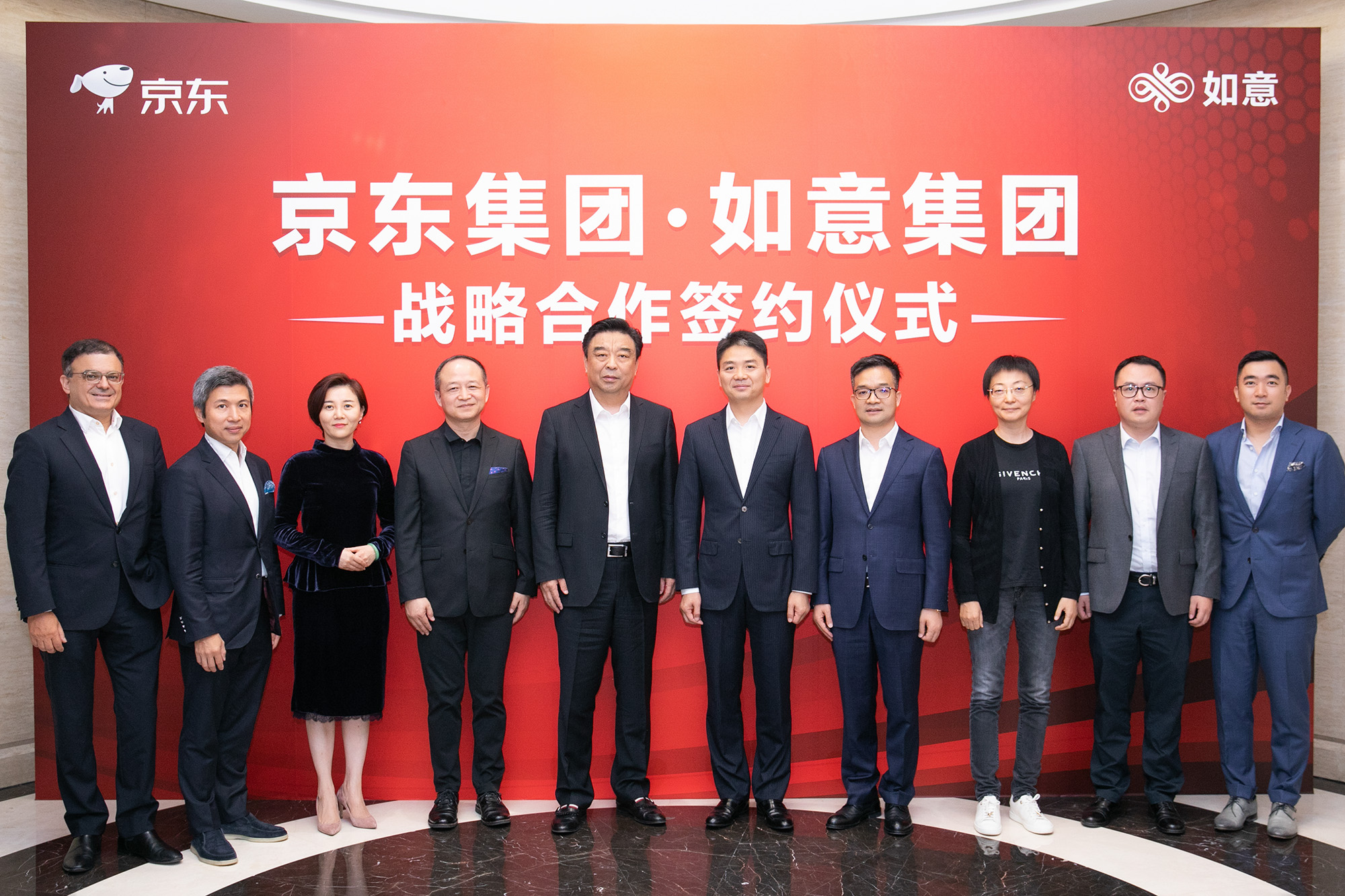 4-6人蛋糕多大寸_八人吃蛋糕要多大寸_11寸多大